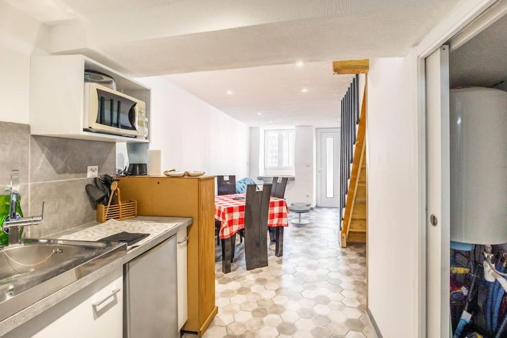 Maison Atypique Dans Circulade Bram ภายนอก รูปภาพ
