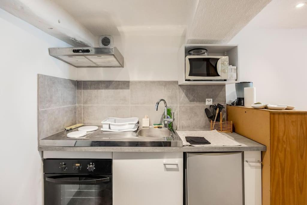 Maison Atypique Dans Circulade Bram ภายนอก รูปภาพ